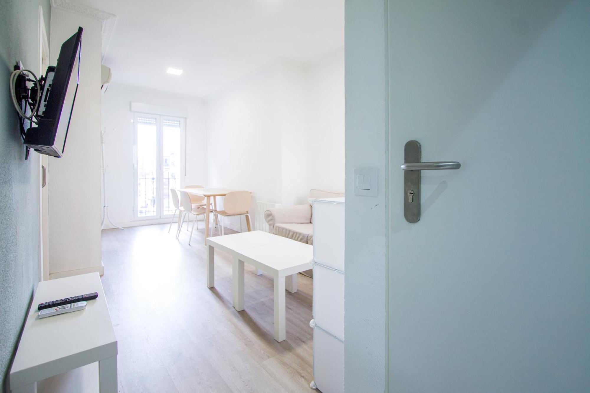 Apartamentos Tetuan Sandino Madrid Esterno foto