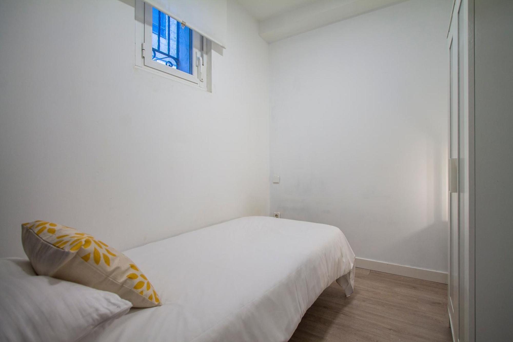 Apartamentos Tetuan Sandino Madrid Esterno foto