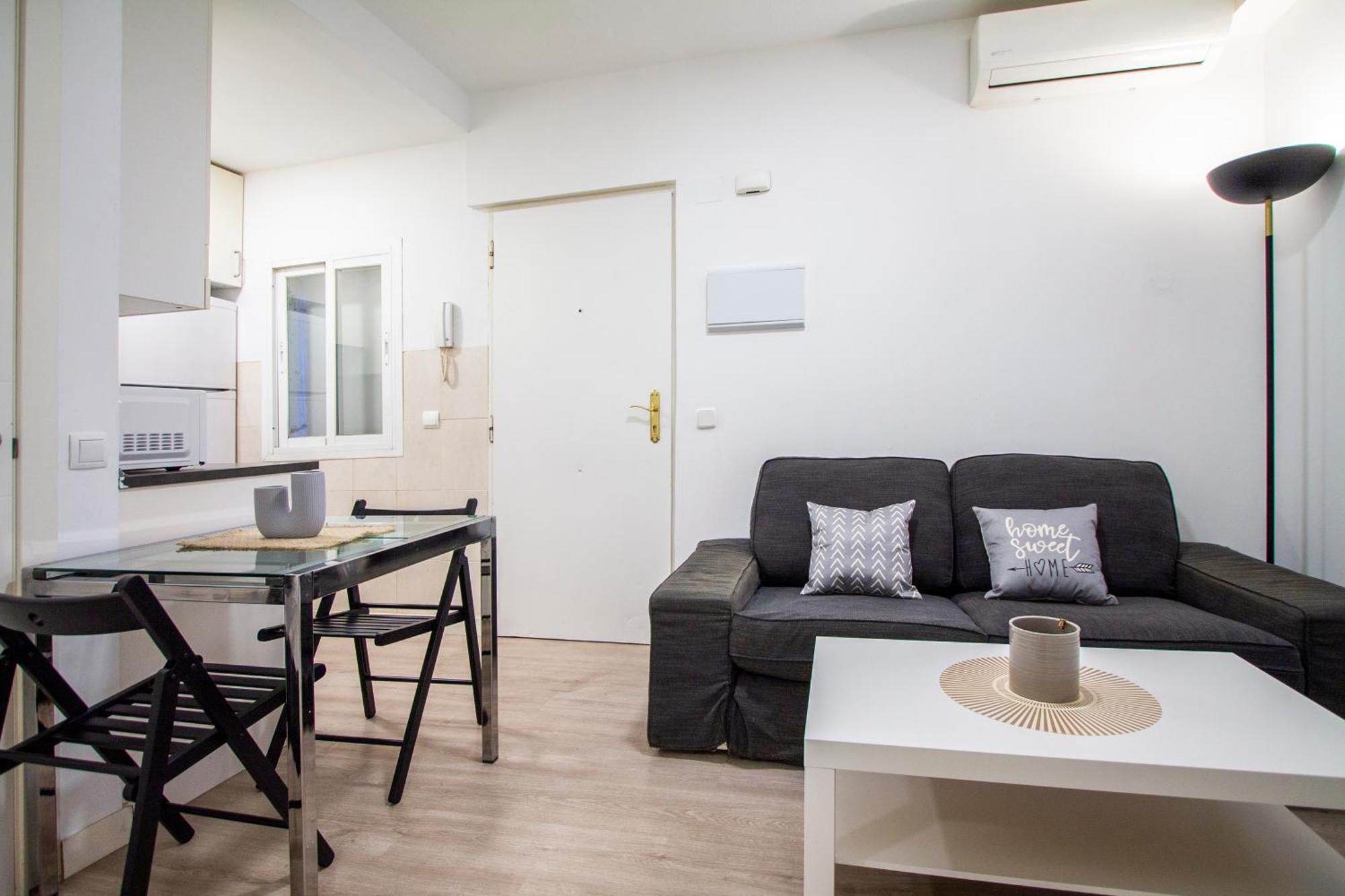 Apartamentos Tetuan Sandino Madrid Esterno foto