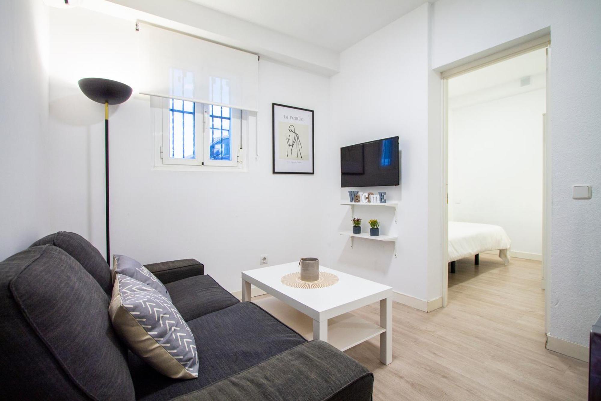 Apartamentos Tetuan Sandino Madrid Esterno foto