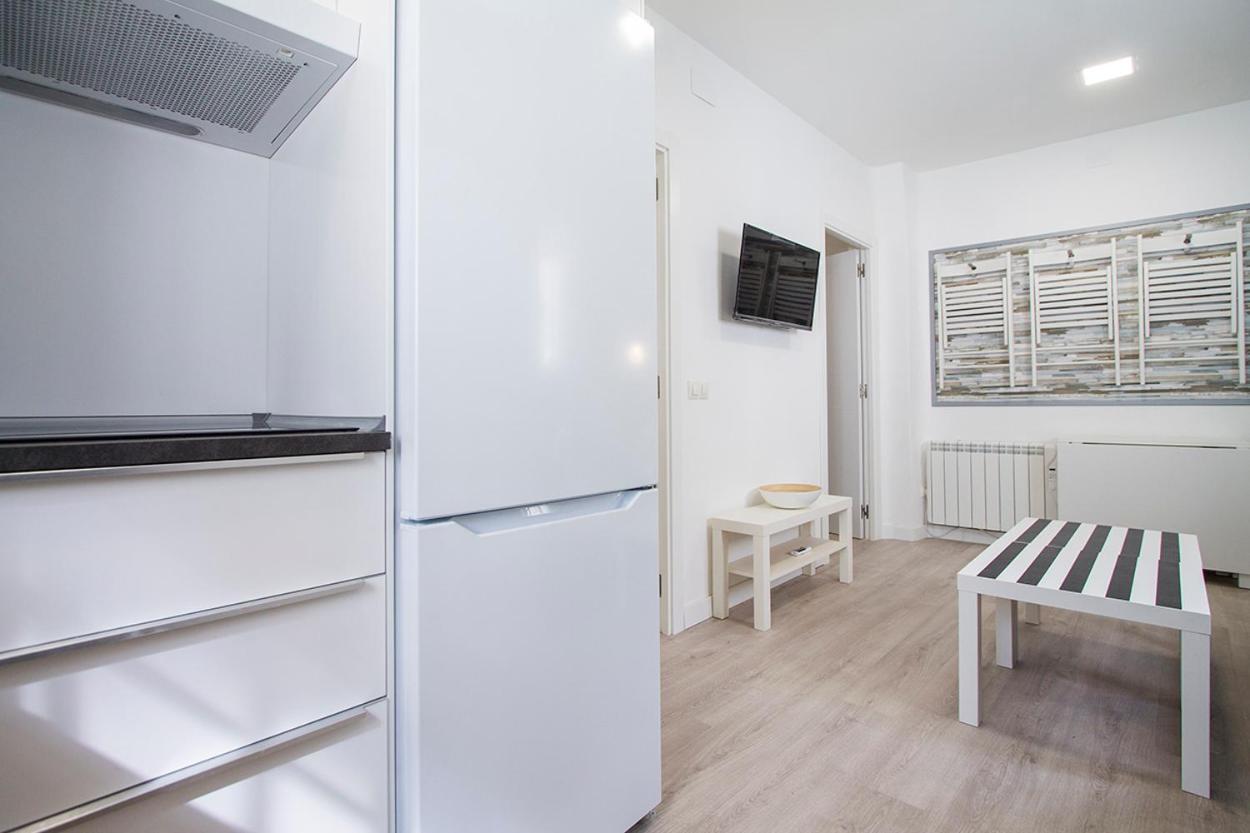 Apartamentos Tetuan Sandino Madrid Esterno foto