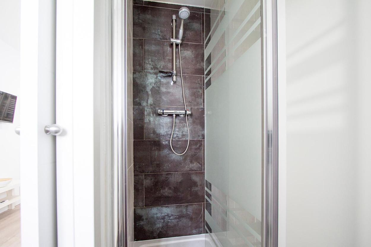 Apartamentos Tetuan Sandino Madrid Esterno foto