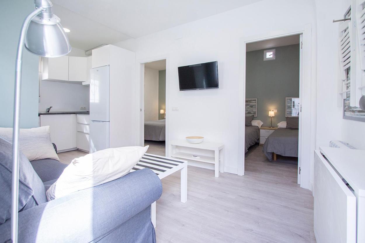 Apartamentos Tetuan Sandino Madrid Esterno foto