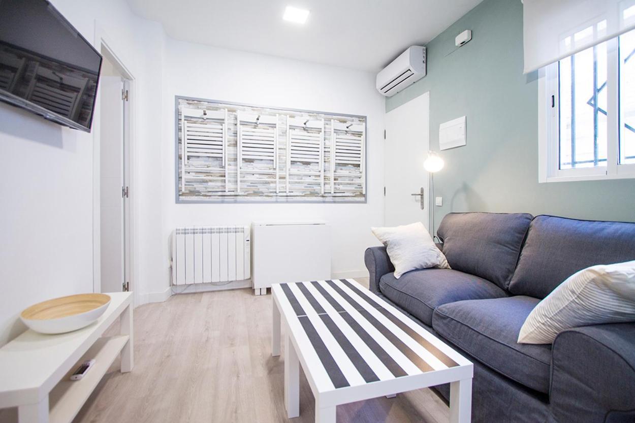 Apartamentos Tetuan Sandino Madrid Esterno foto
