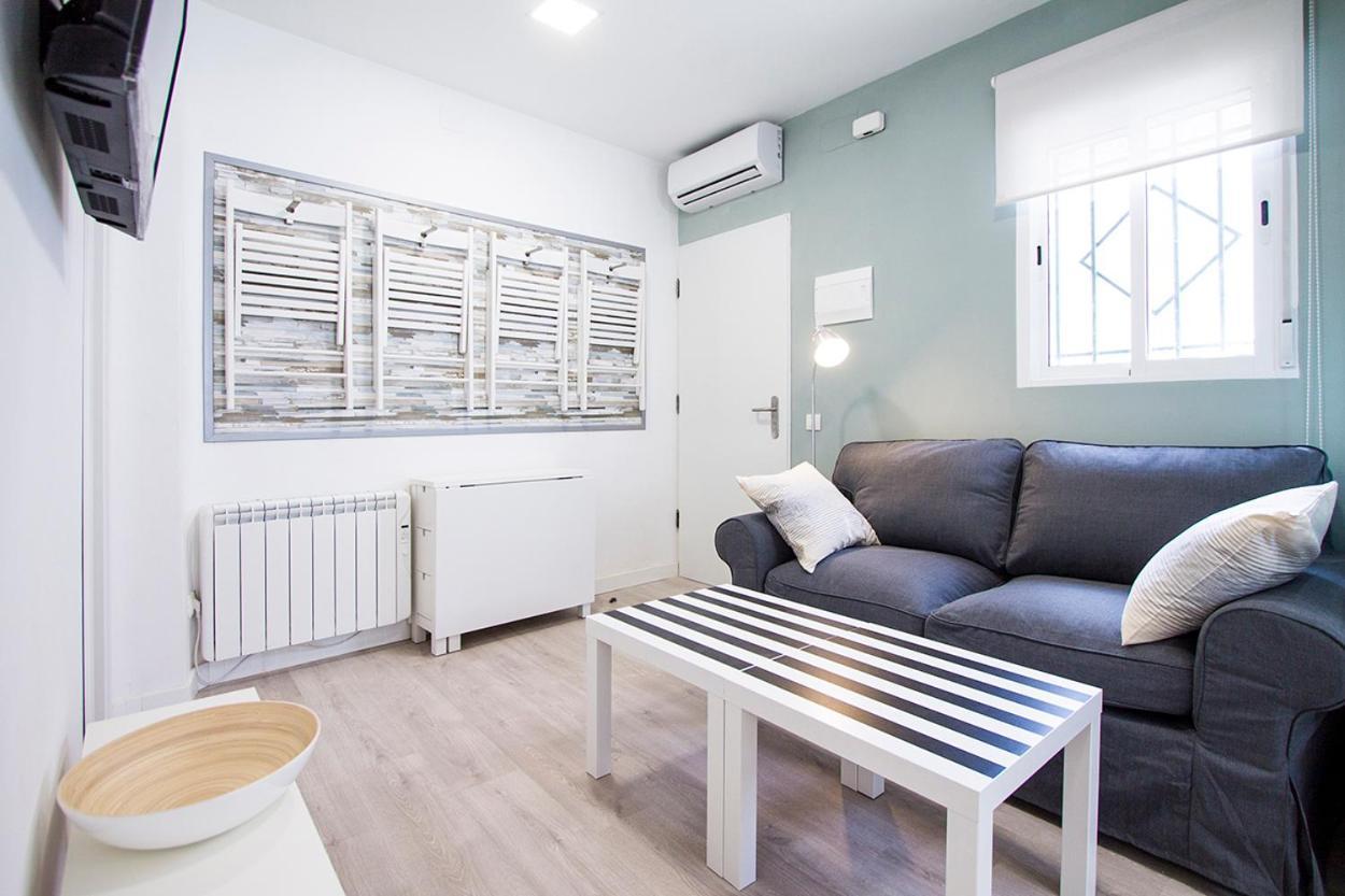 Apartamentos Tetuan Sandino Madrid Esterno foto