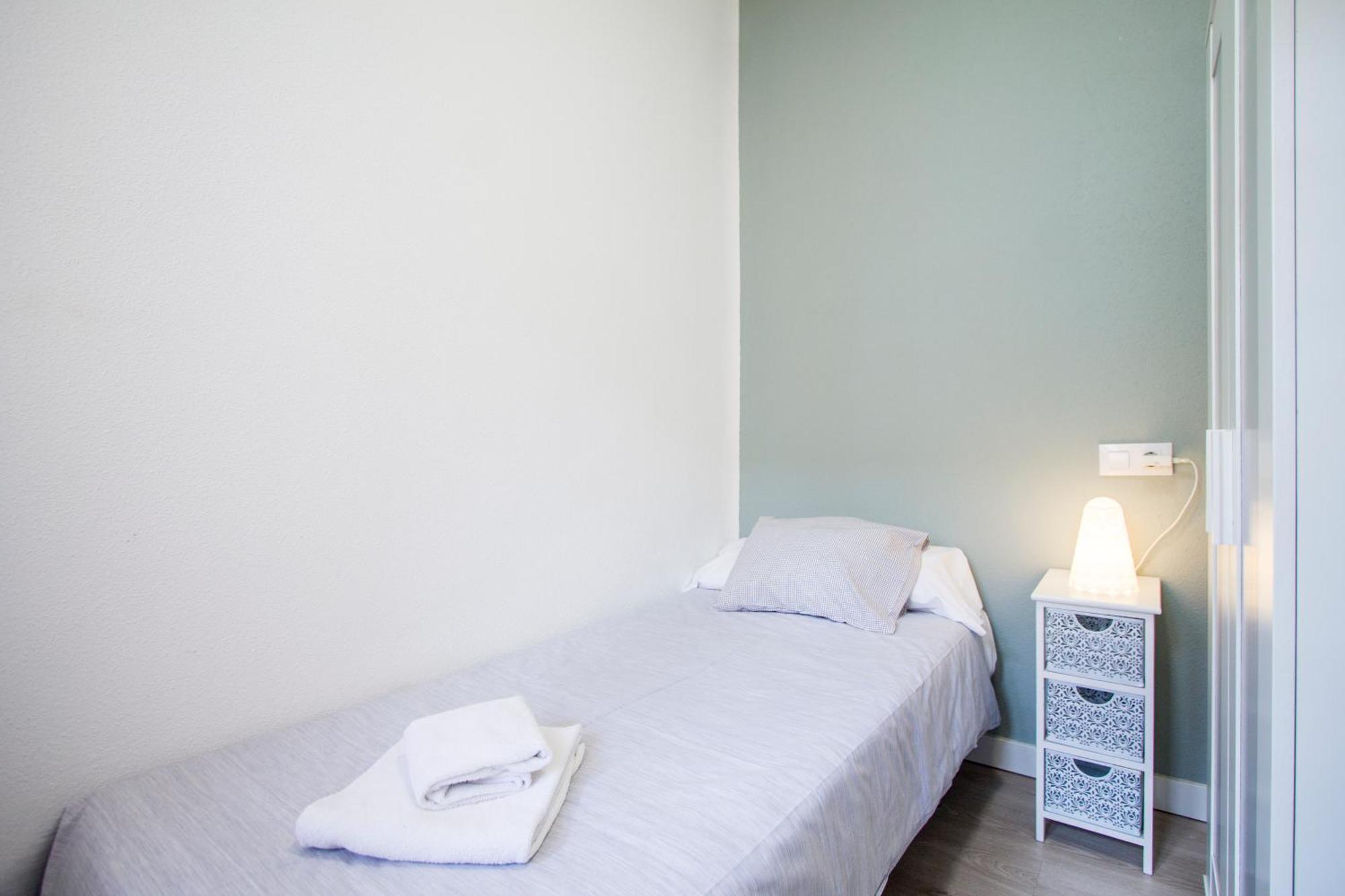 Apartamentos Tetuan Sandino Madrid Esterno foto